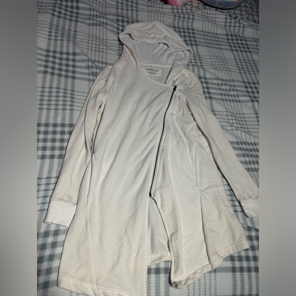 White zip up jacket